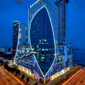 Attic Silverscape & Jonker Apart-hotel